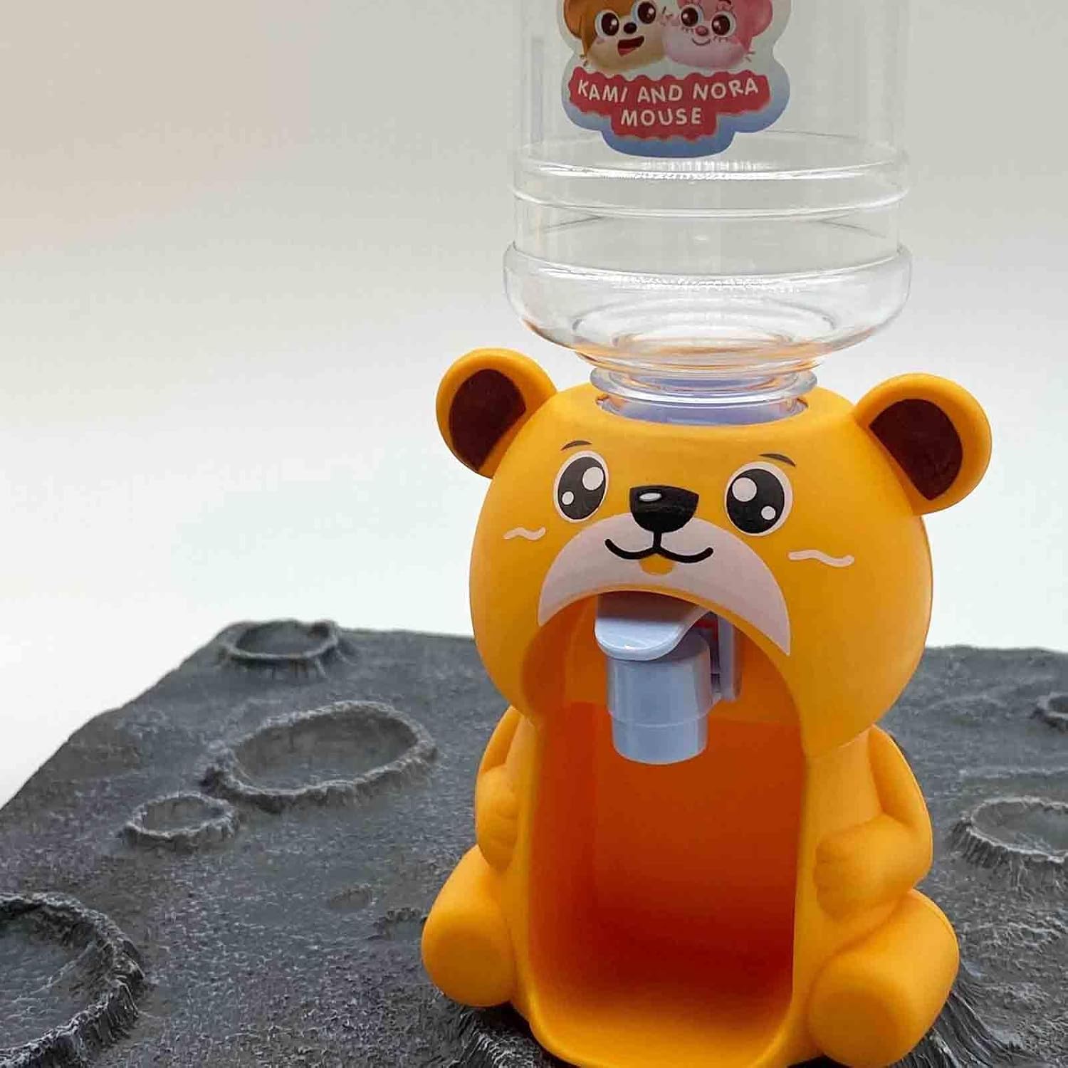 Cute Bear Water Dispenser Toy – Mini Drinking Fountain for Kids (Random Color)
