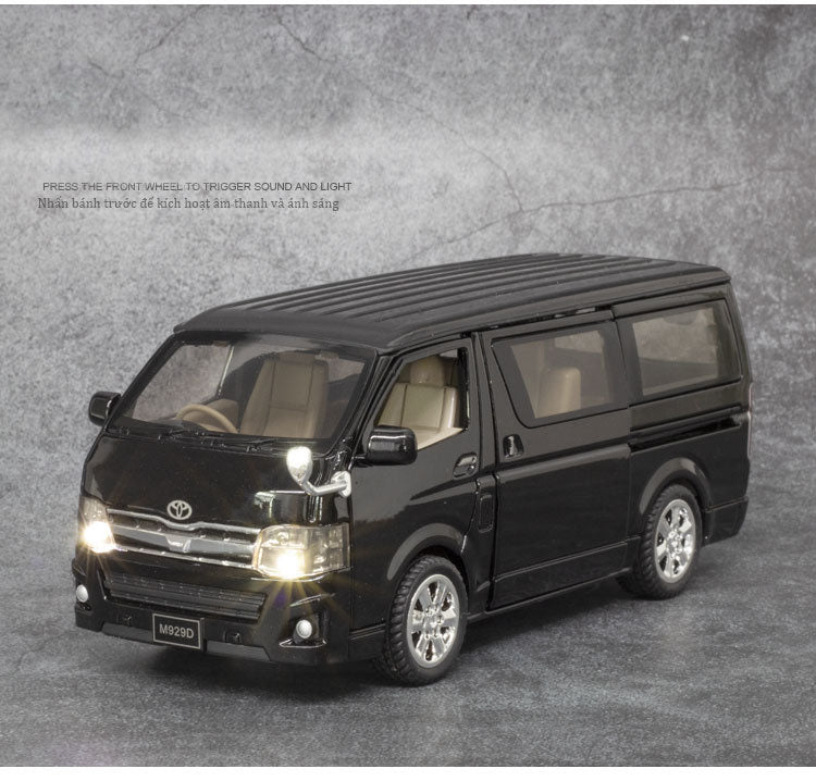 High Simulation 1:32 Toyota Hiace Alloy Die-Cast Model MPV Vehicle With Sound And Light