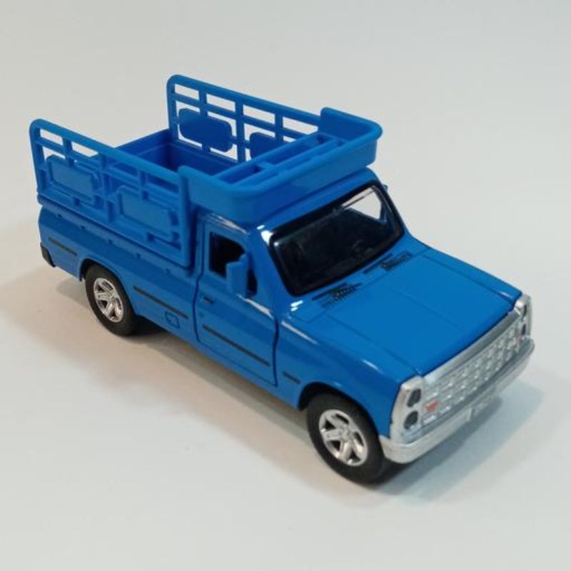 1:32 Dynamic Transporter Die-Cast Classic Pickup Truck