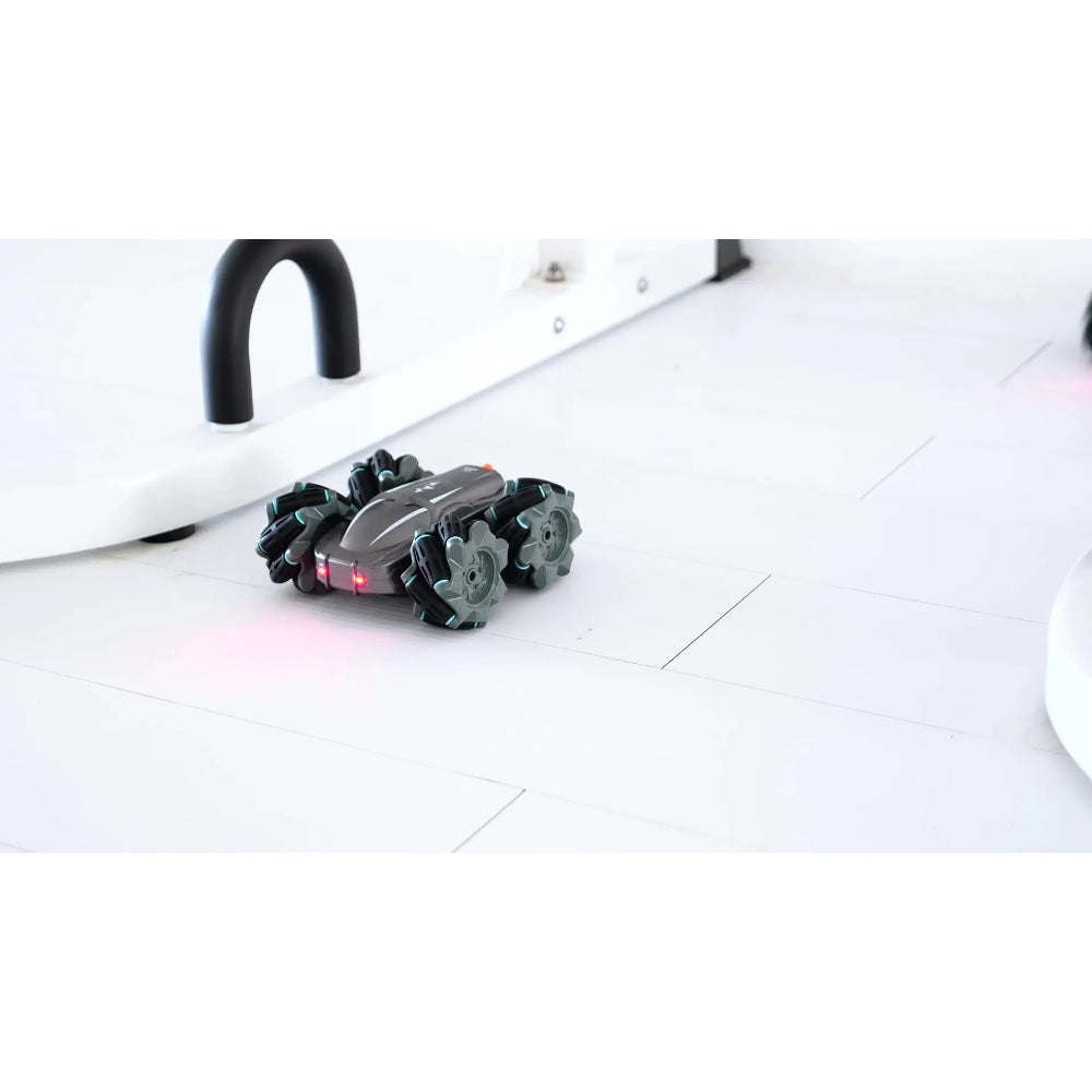 2.4GHz Revolutionary Radio And Gesture Controlled Stunt Car